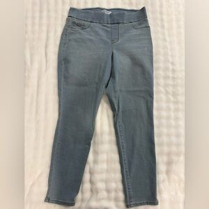Nine West Women's Ultra Stretchy Light Blue Heidi Pull-On Crop Jeans (Size 6P)
